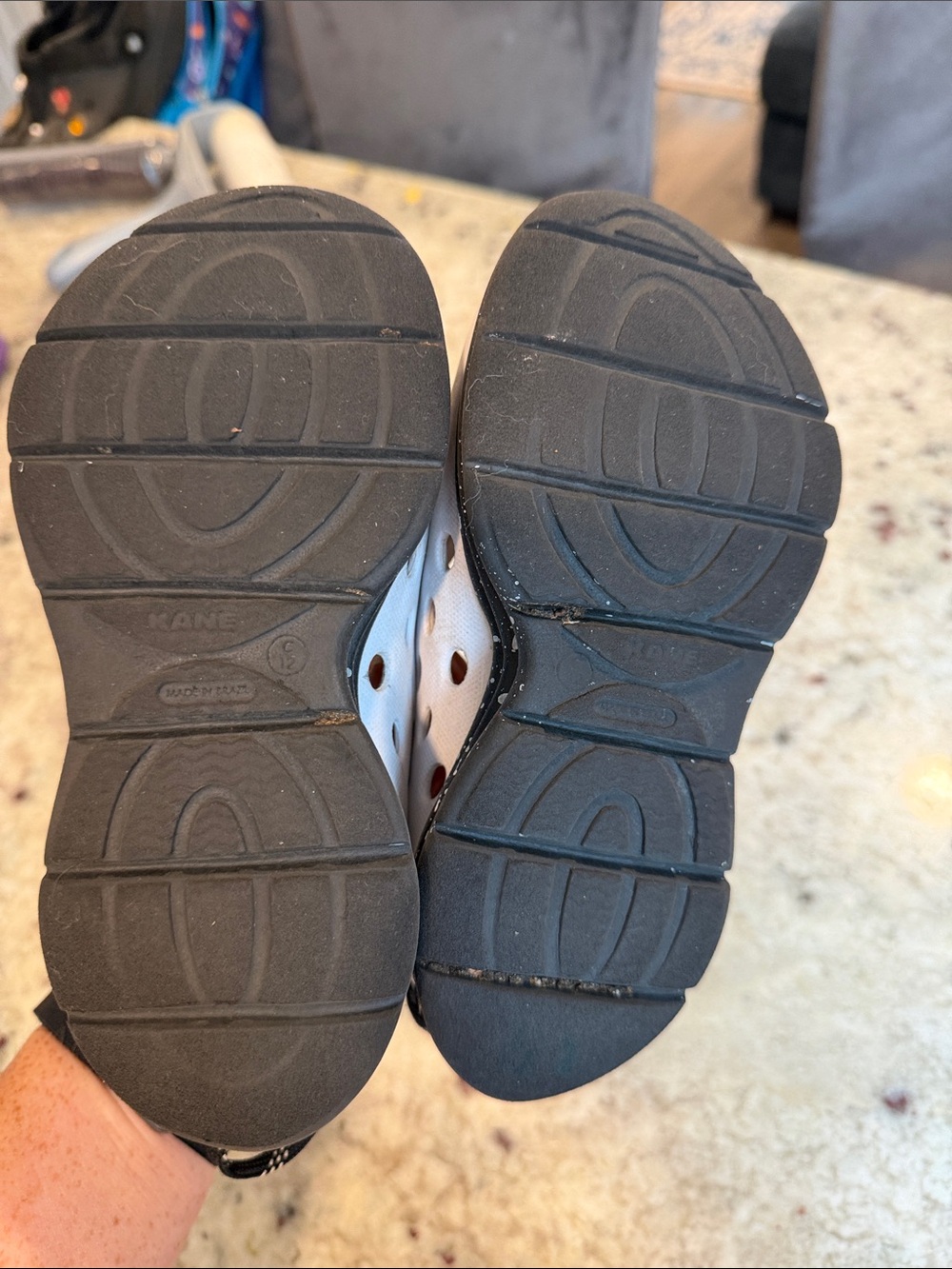 Kanes white and black kids size 12 - Picture 7 of 8